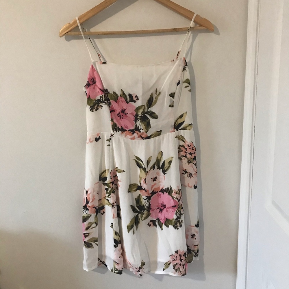 ❤️ Dynamite floral dress